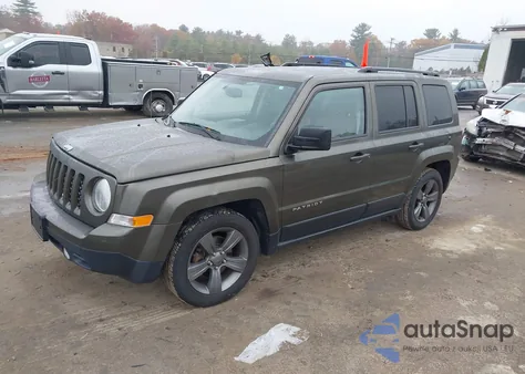 2015 Jeep Patriot High Altitude Edition z USA, uszkodzony, nr VIN 1C4NJRFB2FD189297